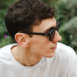 Teahupoo Black / Black -The Indian Face Ventas HK A01 24M10C01 03