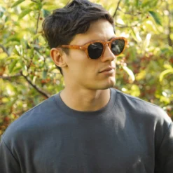 Teahupoo Tortoise / Black -The Indian Face Ventas HK A01 24M10C02 02