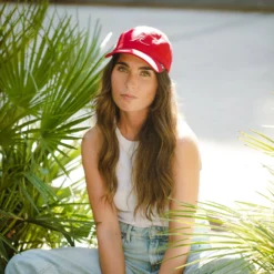 Wave Red -The Indian Face Ventas HK A05 23M01C01 02 scaled