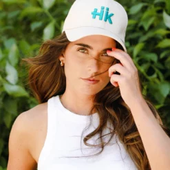 Classic Beige -The Indian Face Ventas HK A05 23M03C01 01 scaled