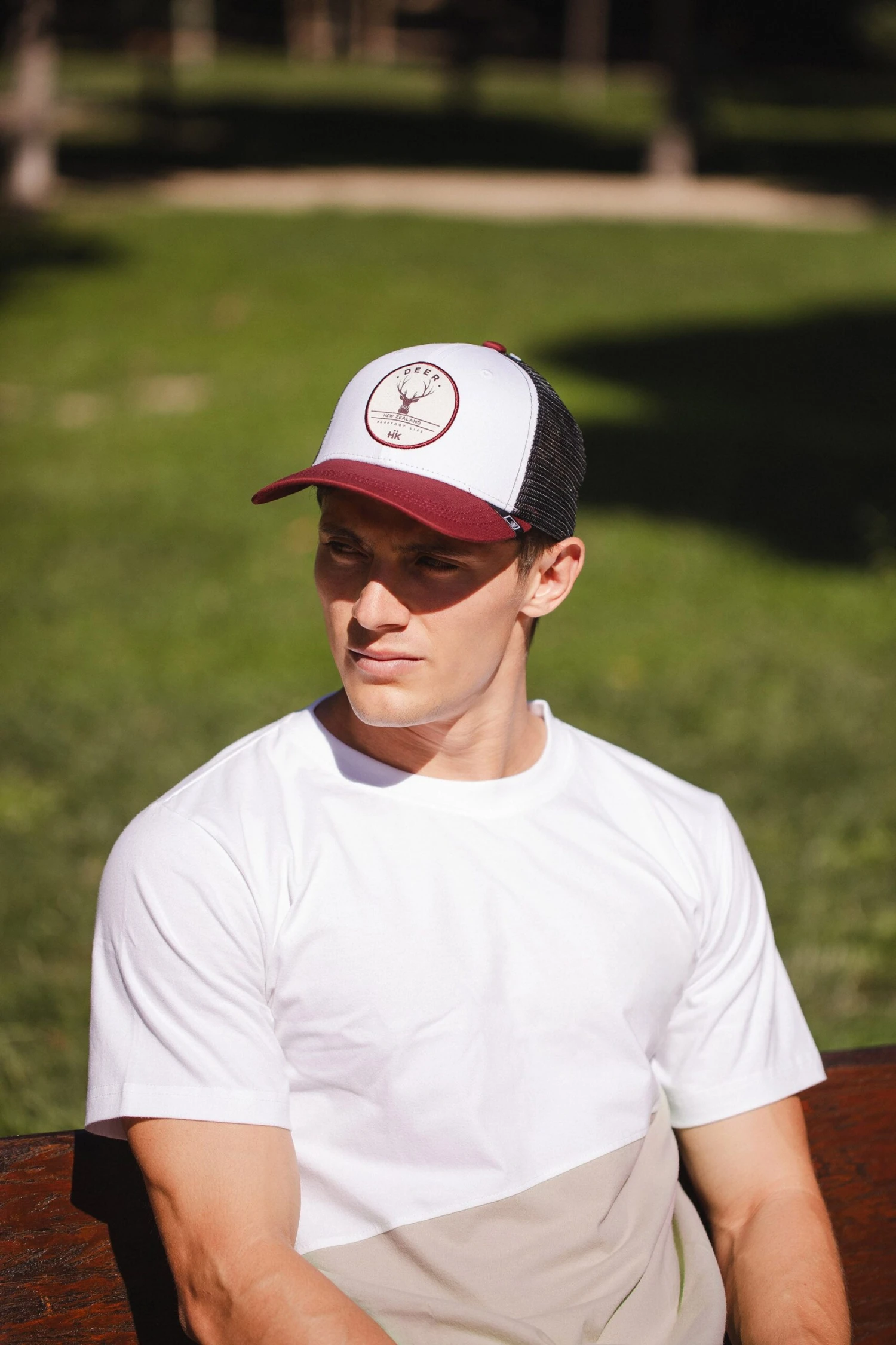 Deer Truck White / Red 8 Deer Truck White / Red - Imagen 6