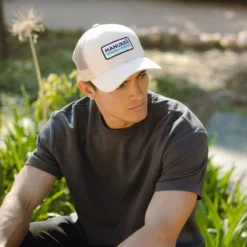 Barefoot Beige -The Indian Face Ventas HK A05 24M03C06 10 scaled