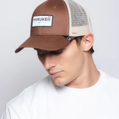 Barefoot Brown -The Indian Face Ventas HK A05 24M03C09 09 scaled