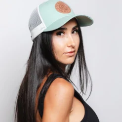 Born To Be Free Green / White 17 Born To Be Free Green / White -The Indian Face Ventas IF A05 23M01C01 8 scaled