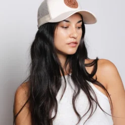 Born To Be Free Beige -The Indian Face Ventas IF A05 23M01C04 11 scaled