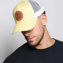 Born To Be Free Yellow / White -The Indian Face Ventas IF A05 23M01C06 8 scaled