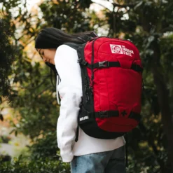 Atlas Red -The Indian Face Ventas IF A08 23M01C05 03 1d403133 e974 423c bcd6 09ff3e037640