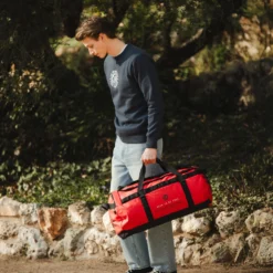 Latitude Red -The Indian Face Ventas IF A09 23M01C04 07