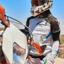 Stone Black / White -The Indian Face Ventas MascaraEnduroUller 3 scaled