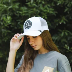 Northern White -The Indian Face Ventas UL A05 23M01C03 1 scaled