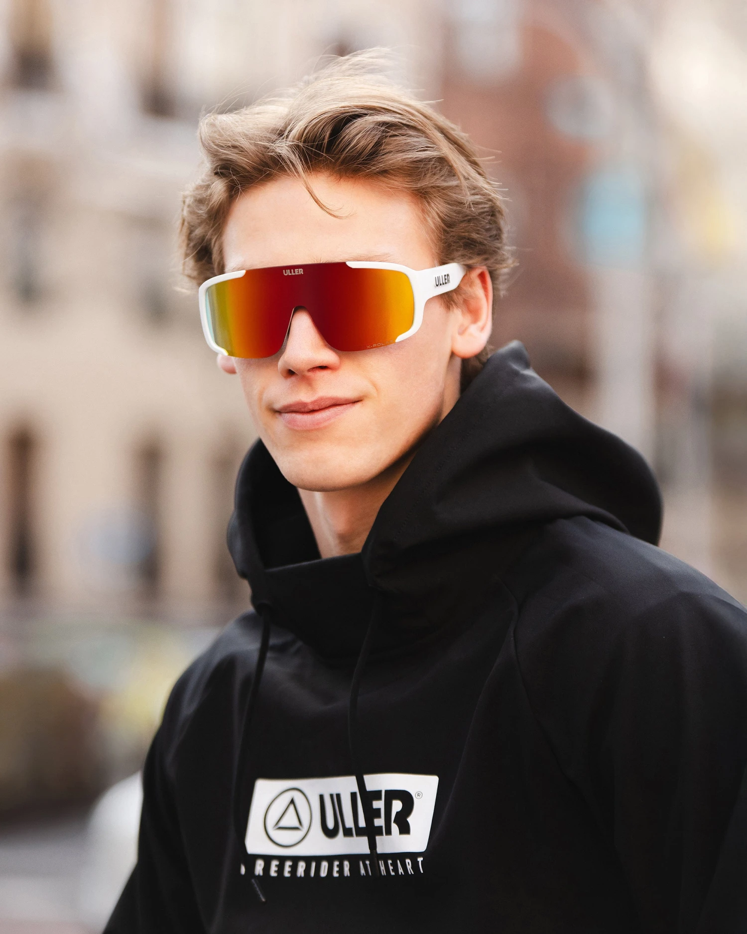 Bolt White / Red 17 Bolt White / Red - Imagen 15