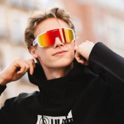 Bolt White / Red 38 Bolt White / Red -The Indian Face Ventas UL P05 01 03 1