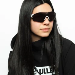 Impulse White / Black -The Indian Face Ventas UL P06 01 02 1