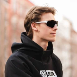 Impulse White / Black -The Indian Face Ventas UL P06 01 06 1