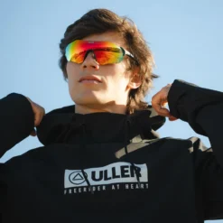 Impulse Black / Red 40 Impulse Black / Red -The Indian Face Ventas UL P06 08 07 1