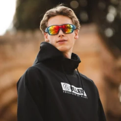 Volcano Blue / Red 31 Volcano Blue / Red -The Indian Face Ventas UL P07 07 01 1