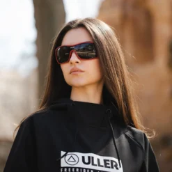 Volcano Red / Black 34 Volcano Red / Black -The Indian Face Ventas UL P07 11 01 1