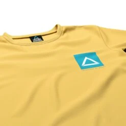 Iconic Yellow 16 Iconic Yellow -The Indian Face Ventas UL R01 23M04C03 02