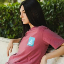 Iconic Red -The Indian Face Ventas UL R01 23M04C05 3 scaled