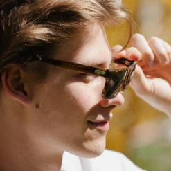 Backside Brown Tortoise / Black -The Indian Face Ventas UL S12 05 03