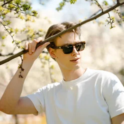 Ushuaia Brown Tortoise / Black 16 Ushuaia Brown Tortoise / Black -The Indian Face Ventas UL S14 04 02