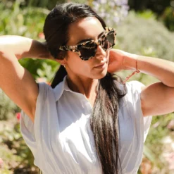 Lake Brown Tortoise / Black -The Indian Face Ventas UL S19 02 02