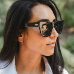 Lake Blue Tortoise / Black -The Indian Face Ventas UL S19 03 04